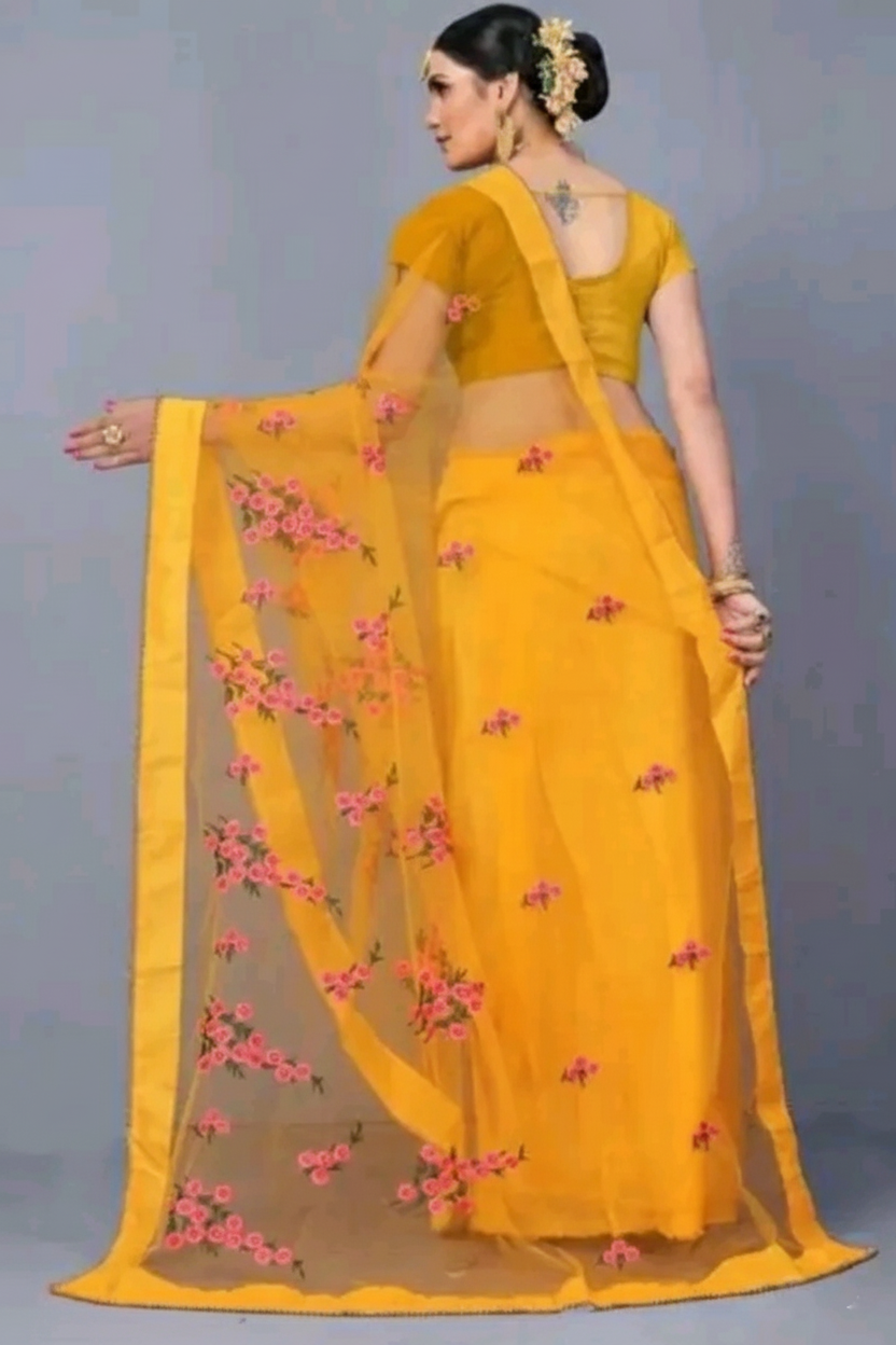 Fancy New Latest Embroidered Bollywood Net saree Light Pink
